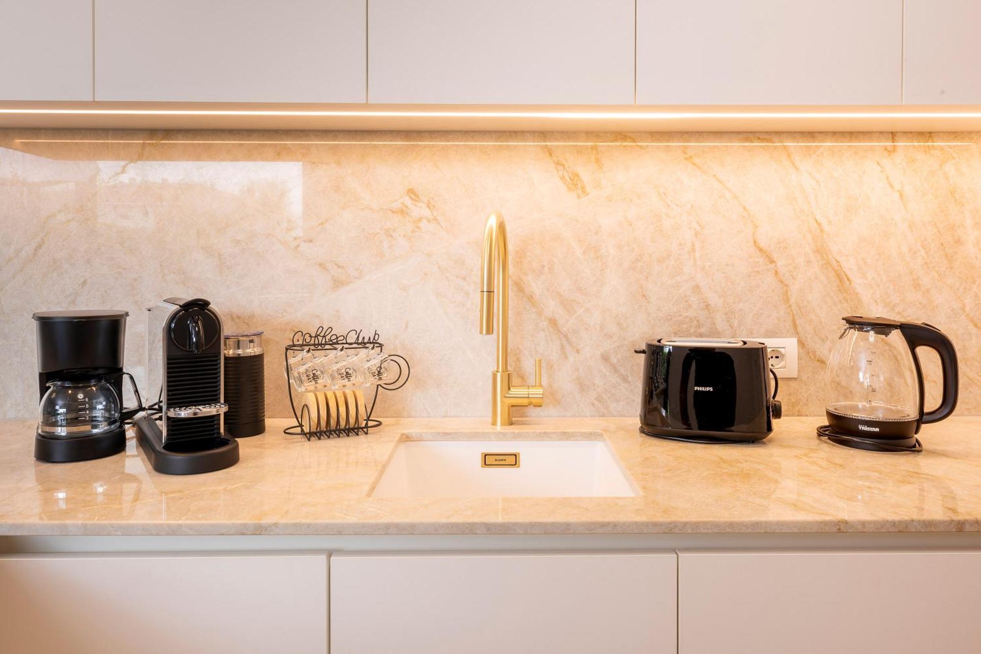 Lifestyle Apartments Dante Bardolino Extérieur photo