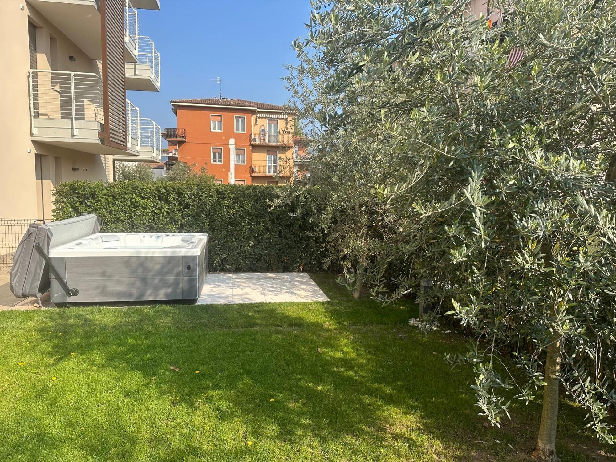 Lifestyle Apartments Dante Bardolino Extérieur photo